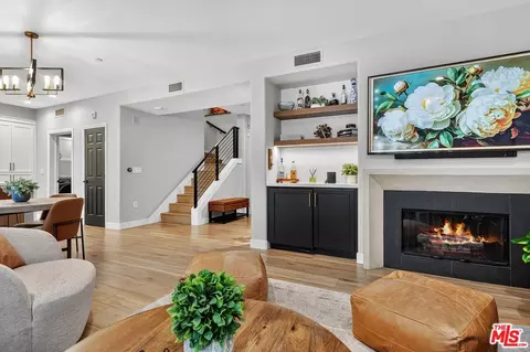 13080 Pacific Promenade Promenade #123, Playa Vista, CA 90094