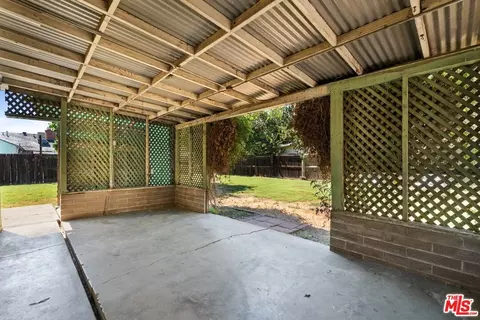 7535 Etiwanda Ave, Reseda, CA 91335 photo 14