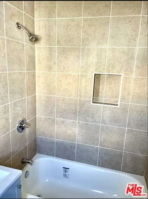1012 N Willow Ave, Compton, CA 90221 photo 7