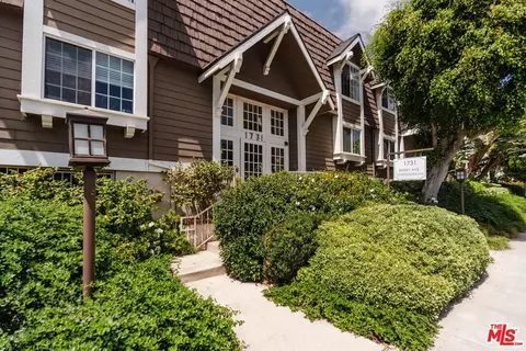 1731 Barry Ave #214, Los Angeles, CA 90025