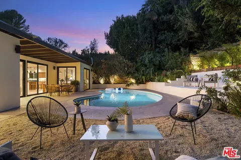 3108 Nichols Canyon Rd, Los Angeles, CA 90046