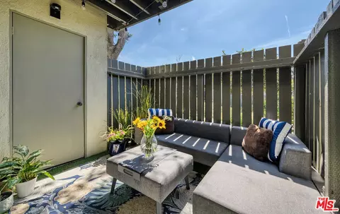 4931 Indian Wood Rd #357, Culver City, CA 90230