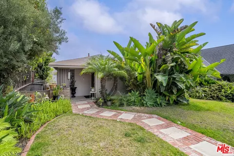 3730 Wasatch Ave, Los Angeles, CA 90066