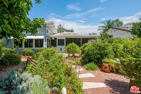 13138 Welby Way, North Hollywood, CA 91606