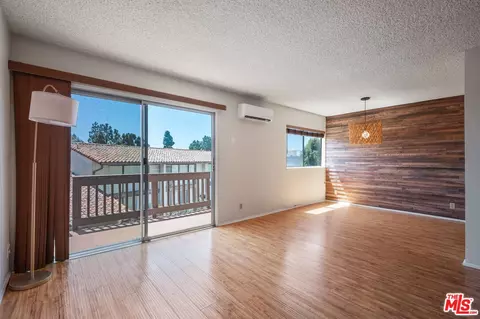 5950 Buckingham Pkwy #610, Culver City, CA 90230