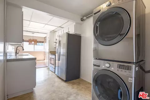5950 Buckingham Pkwy #610, Culver City, CA 90230