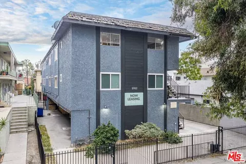 5912 Willoughby Ave, Los Angeles, CA 90038