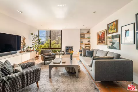 1033 Carol Dr #302, West Hollywood, CA 90069