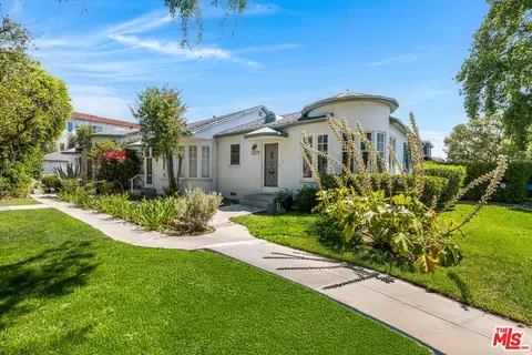 10651 Whipple St, Toluca Lake, CA 91602
