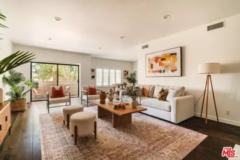 14050 Magnolia Blvd #105, Sherman Oaks, CA 91423