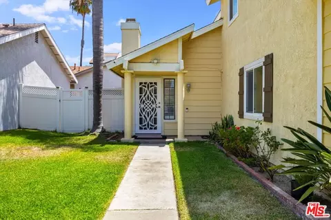 Exterior - 7969 Celeste Ave, Fontana, CA 92336 photo 2 of 2