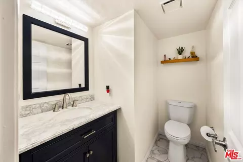 Bath - 7969 Celeste Ave, Fontana, CA 92336 photo 1 of 3