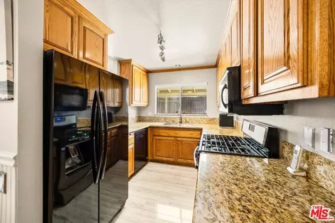 Kitchen - 7969 Celeste Ave, Fontana, CA 92336 photo 1 of 2