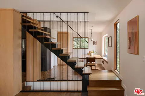 Entry Way - 413 Cimarron Ln, Lake Arrowhead, CA 92352 photo 1 of 2