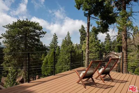 Exterior - 413 Cimarron Ln, Lake Arrowhead, CA 92352 photo 3 of 9