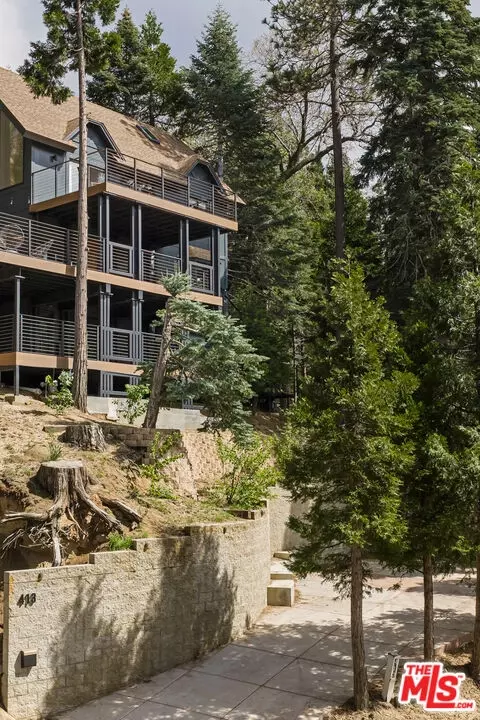Exterior - 413 Cimarron Ln, Lake Arrowhead, CA 92352 photo 1 of 9
