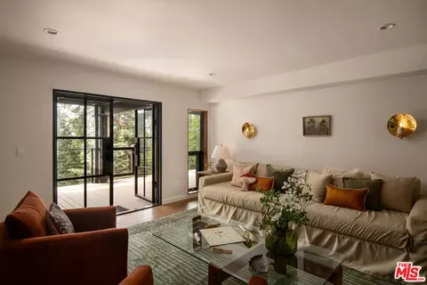 Living - 413 Cimarron Ln, Lake Arrowhead, CA 92352 photo 4 of 4