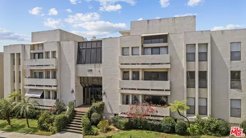 1215 Brockton Ave #206, Los Angeles, CA 90025