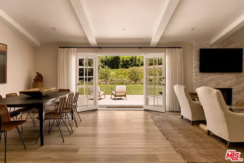3736 Eddingham Ave, Calabasas, CA 91302