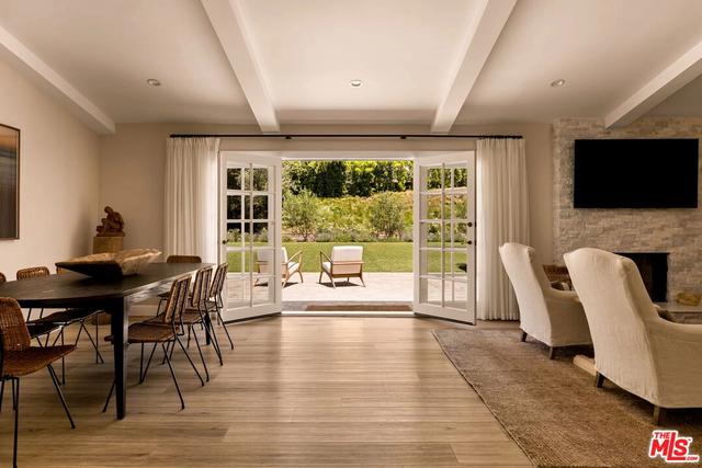 3736 Eddingham Ave, Calabasas, CA 91302