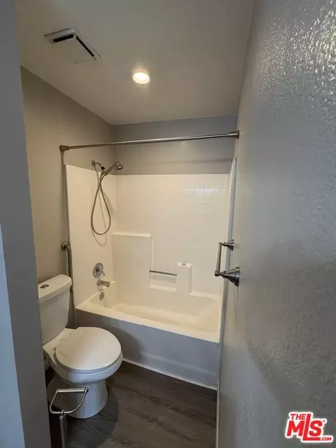 Bath - 11644 Kerrie Way, Apple Valley, CA 92308 photo 2 of 5