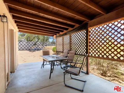 Exterior - 7204 Emerson Ave, Yucca Valley, CA 92284 photo 14 of 17