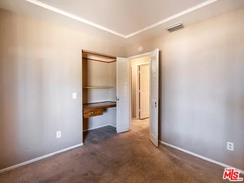 Bedroom - 7204 Emerson Ave, Yucca Valley, CA 92284 photo 2 of 7