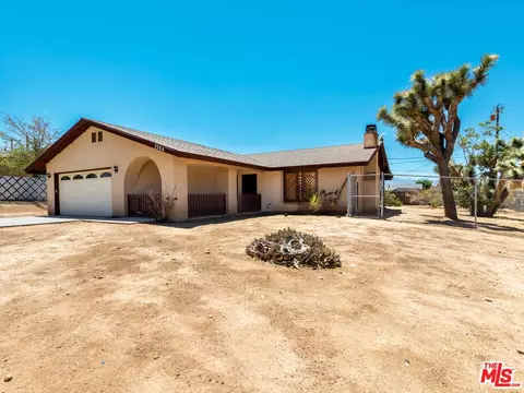 Exterior - 7204 Emerson Ave, Yucca Valley, CA 92284 photo 2 of 17