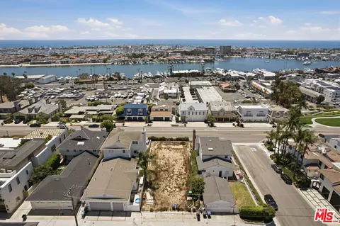 2316 Cliff Dr, Newport Beach, CA 92663