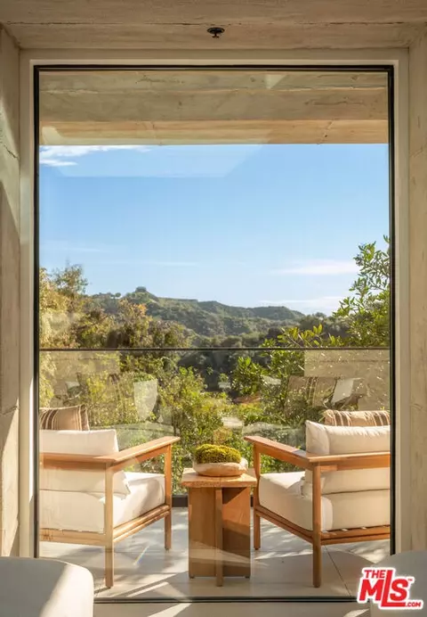 12752 Mulholland Dr, Beverly Hills, CA 90210