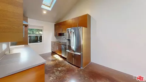 Other - 320 Grand Blvd, Venice, CA 90291 photo 12 of 21