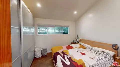 Bedroom - 320 Grand Blvd, Venice, CA 90291 photo 1 of 9