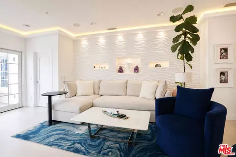 851 N San Vicente Blvd #309, West Hollywood, CA 90069