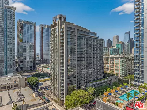 1155 S Grand Ave #1707, Los Angeles, CA 90015