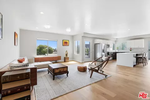 13337 Beach Ave #403, Marina Del Rey, CA 90292