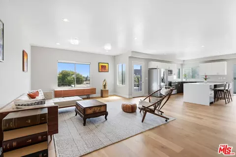 13337 Beach Ave #403, Marina Del Rey, CA 90292