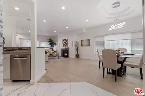 1160 Granville Ave #108, Los Angeles, CA 90049