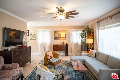 Living - 4224 E 11th St, Long Beach, CA 90804 photo 2 of 3