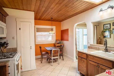 Kitchen - 4224 E 11th St, Long Beach, CA 90804 photo 1 of 3