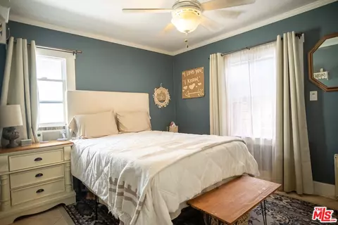 Bedroom - 4224 E 11th St, Long Beach, CA 90804 photo 3 of 4