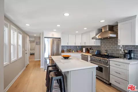 Other - 305 Ocean Dr, Oxnard, CA 93035 photo 4 of 5