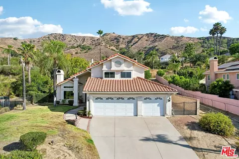 17807 Tuscan Dr, Granada Hills, CA 91344