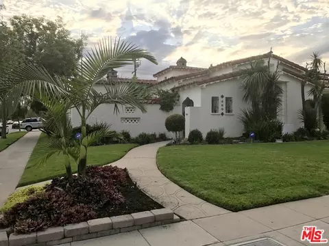 201 N Doheny Dr, Beverly Hills, CA 90211