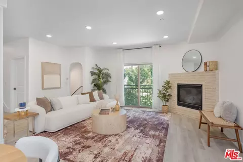 5737 Camellia Ave #118, North Hollywood, CA 91601