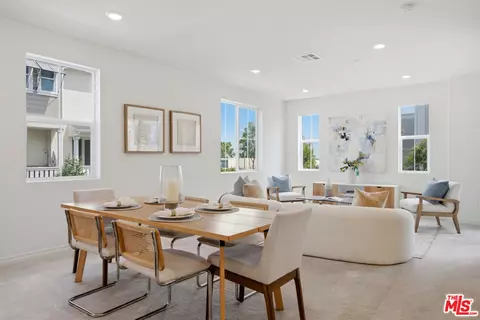 Dining - 1426 Reliance, Carson, CA 90746 photo 1 of 2