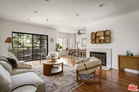 14630 Dickens St #202, Sherman Oaks, CA 91403