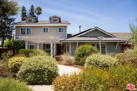 8325 Capps Ave, Northridge, CA 91324