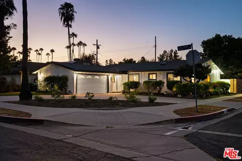 10501 Forbes Ave, Granada Hills, CA 91344