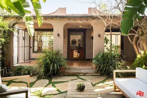 1518 N Stanley Ave, Los Angeles, CA 90046