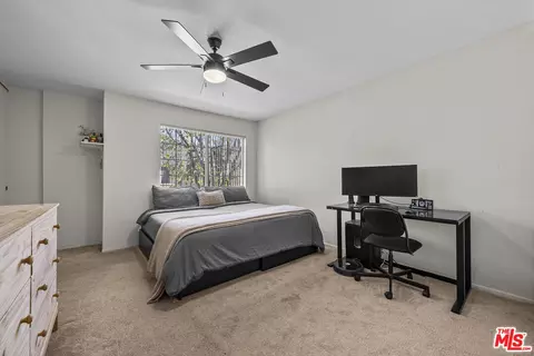19124 Hamlin St #4, Reseda, CA 91335 photo 15